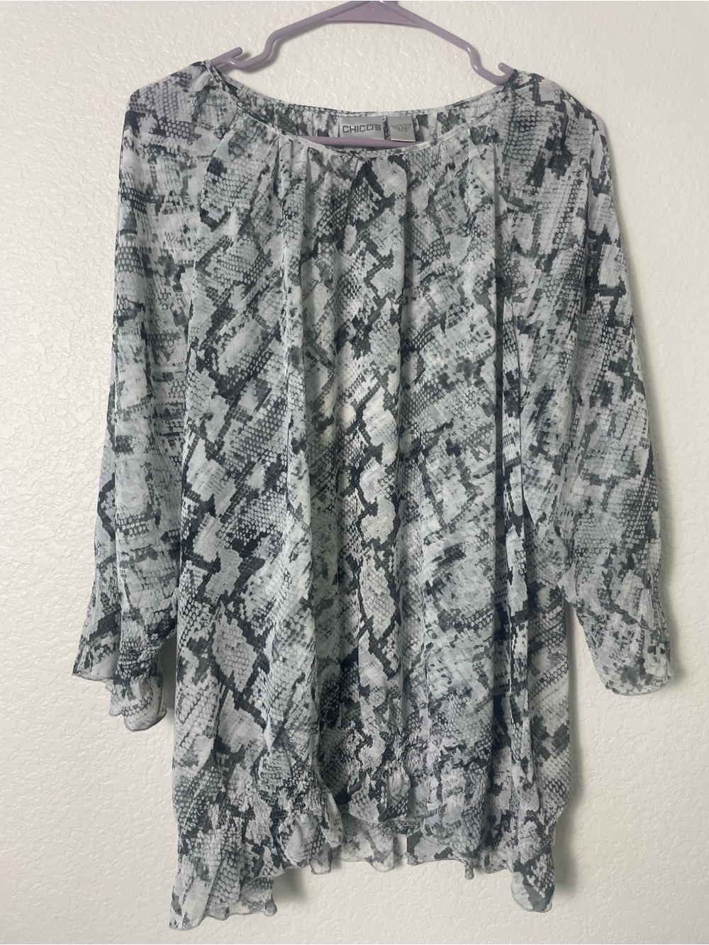 Chicoโs Size 2 Snakeskin Print Sheer Blouse Smocked Ruffle Sleeve